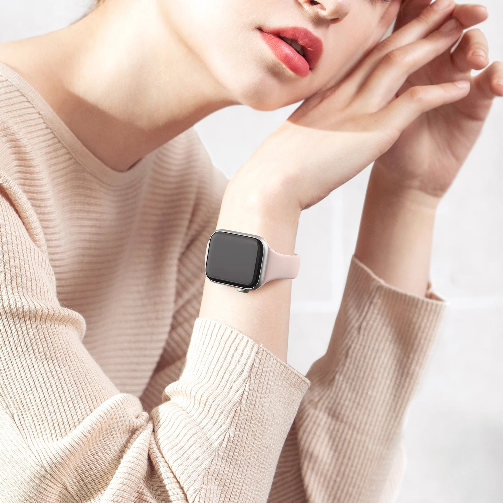 Silicone Slim Band For Apple Watch Band 49mm 46mm 45mm 41mm 44mm 40mm 38mm Strap Watchband Bracelet For iWatch 10 8 9 7 5 4 3 2