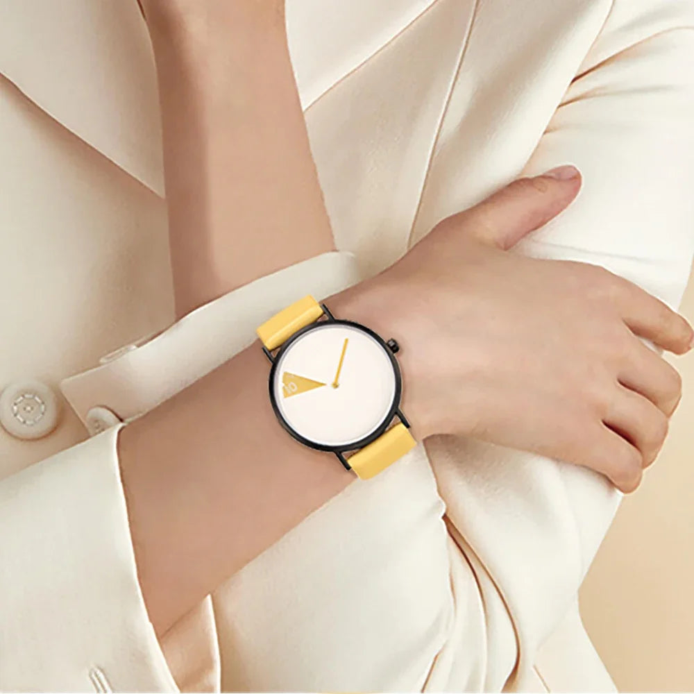 Sinobi Creative Women Watch Fashion Luxury Wristwatch Rotate Yellow Leather Band Ladies Watch Clock Montres Femme Reloj Mujer